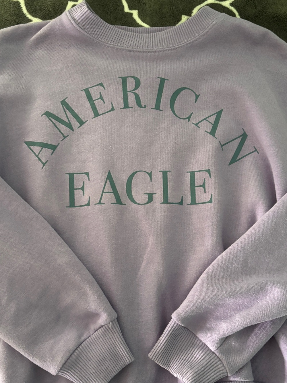 American Eagle Outfitters Lavender Crewneck Sweatshirt